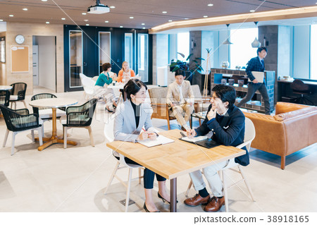 Office scene casual 38918165