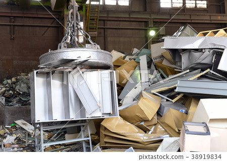 Metal waste sorting plant 38919834