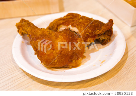 台式炸雞腿，炸雞腿，フライドチキンレッグ、チキンレッグ、チキン、Fried chicken legs 38920138