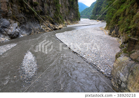 Changchun temple and waterfall at Taroko National Park 38920218
