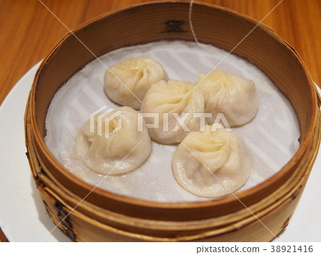 Xiaolongbao 38921416
