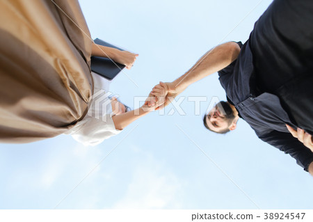 journalist woman and race driver shake ha journalist woman and race driver shake ha 38924547
