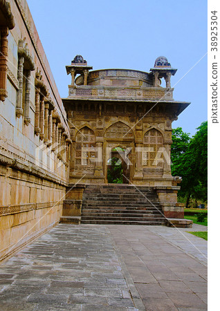 Outer view of Jami Masjid (Mosque)  38925304