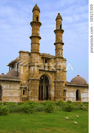 Outer view of Jami Masjid (Mosque)  38925309