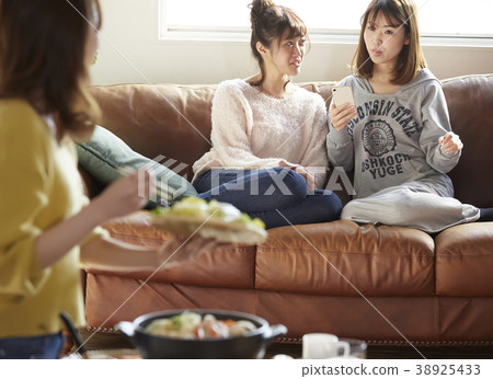 火鍋派對女孩見面 38925433