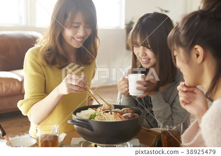 Hot pot party girls meeting 38925479