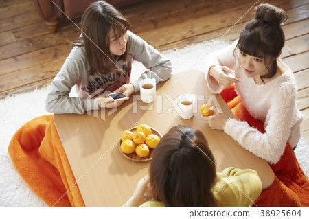 Kotatsu Girls Association 38925604