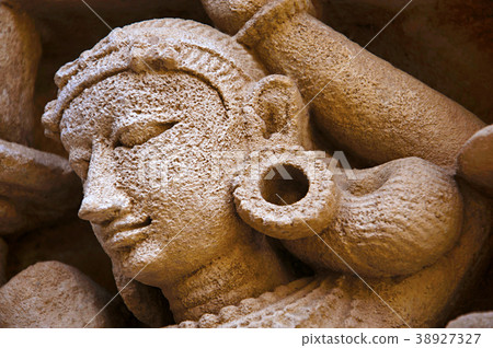 Carved idol on the inner wall of Rani ki vav Carved idol on the inner wall of Rani ki vav 38927327