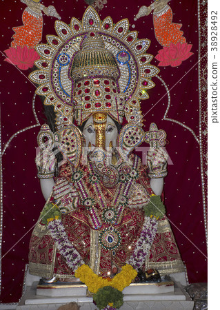 Ganpati bappa deity statue Ganpati bappa deity statue 38928492