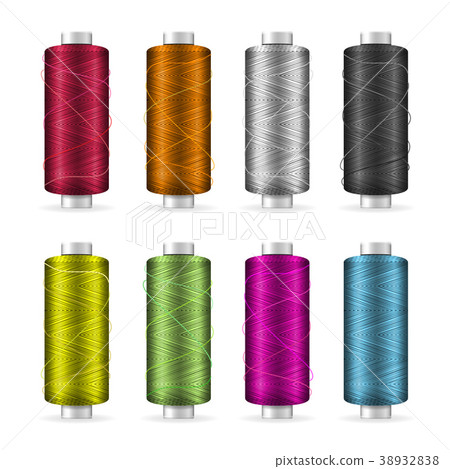 Thread Spool Set. Bright Plastic Bobbin. Isolated 38932838