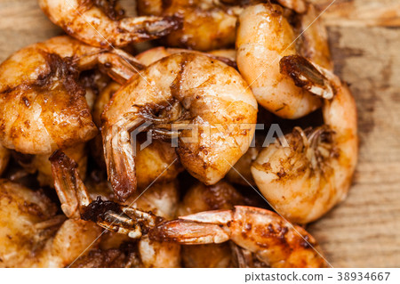Spicy shrimps macro 38934667