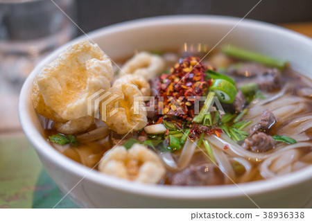Thai style noodle with pork. Kuay Tiew. Thai style noodle with pork. Kuay Tiew. 38936338