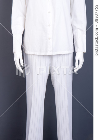 White striped trousers for women. 38937755