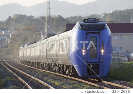 小中山站特急Super Hokuto No.16（Kiha 283系列） 38942626