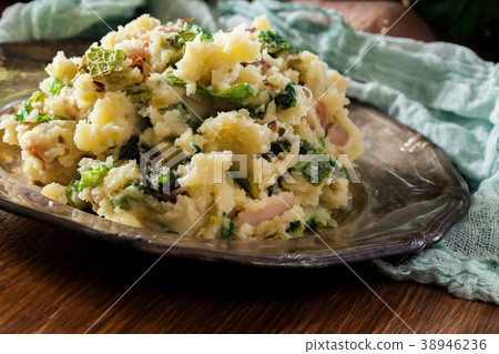 Colcannon, traditional Irish dish Colcannon, traditional Irish dish 38946236