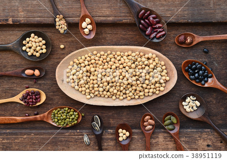 collection of different legumes for background 38951119