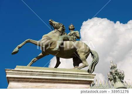 Statue of Pollux on Horseback - Torino Italy Statue of Pollux on Horseback - Torino Italy 38951276