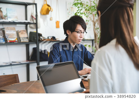 Casual business image Casual business image 38954820
