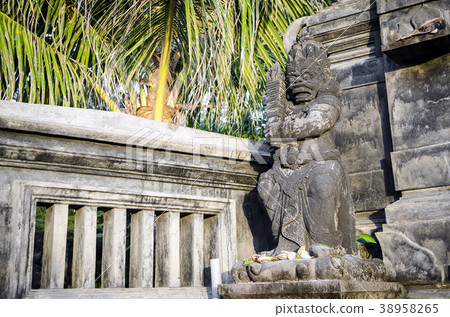 traditional statues in bali temple indonesia traditional statues in bali temple indonesia 38958265
