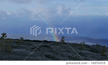 Rainbow on the island of Hawaii lava plateau 38958458