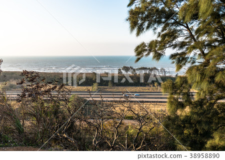 Highway and sea scenery Highway and Sea Landscape Road and sea scenery Highway and sea scenery Highway and Sea Landscape Road and sea scenery 38958890