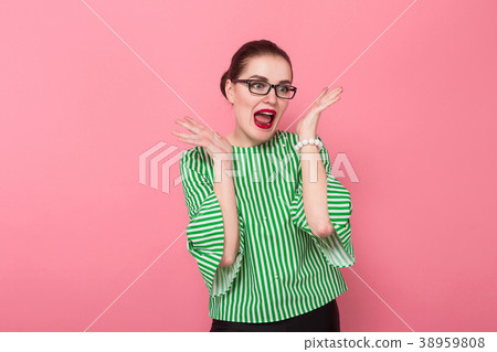 Businesswoman with hair bun 38959808