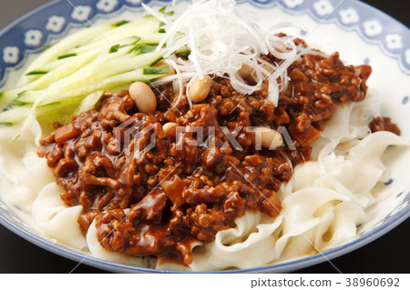 Jar noodle of plain noodles Jar noodle of plain noodles 38960692