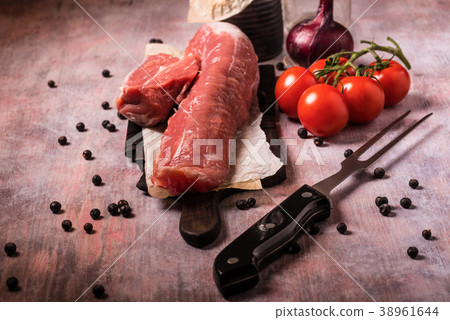 Pork tenderloin and other ingredients  38961644