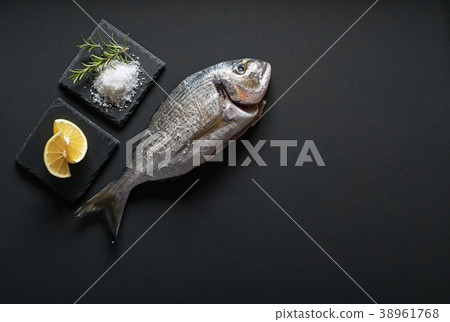 Fish Fish 38961768