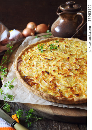 French cuisine: onion creme tart 38963102