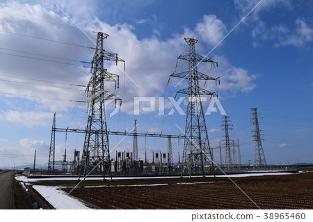 變電站設備和輸電線路 38965460