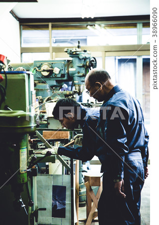 製造工程師技術傳輸 製造工程師技術傳輸 38966090