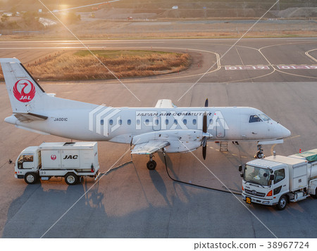 State of stork Tajima Airport of Hyogo Prefecture Serve 340B which operated between Toyooka, Itami State of stork Tajima Airport of Hyogo Prefecture Serve 340B which operated between Toyooka, Itami 38967724