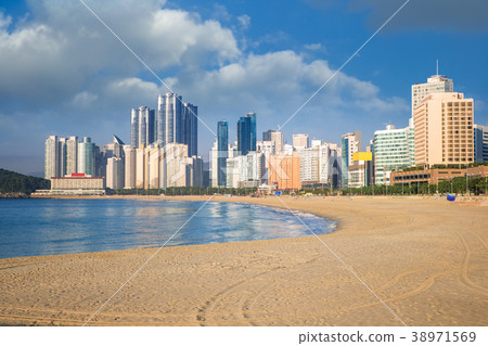 Busan haeundae beach 38971569
