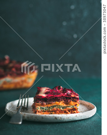 Vegetable rainbow lasagne 38973047