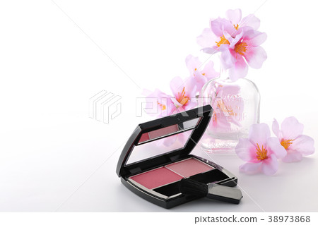Spring makeup Spring makeup 38973868