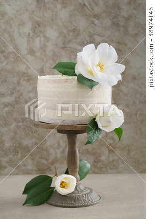 Naked wedding cake Naked wedding cake 38974146