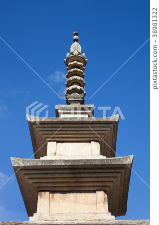 Buddha statue (National Treasure No. 21), Bulguksa Temple, Gyeongju City, Gyeongbuk Province Buddha statue (National Treasure No. 21), Bulguksa Temple, Gyeongju City, Gyeongbuk Province 38981322