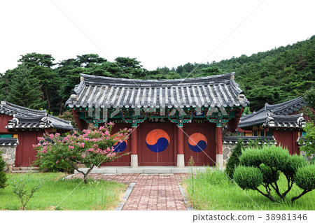 Sungshin, Gyeongju, Gyeongbuk Sungshin, Gyeongju, Gyeongbuk 38981346
