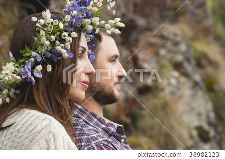Portrait of a loving couple of hipsters 38982123