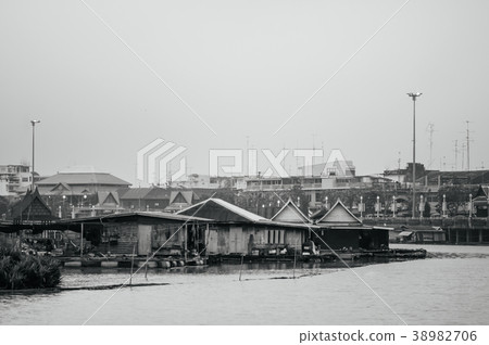 Vintage raft house in river, Uthaithani, Thailand 38982706