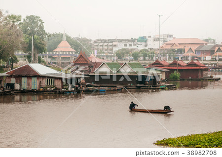 Vintage raft house in river, Uthaithani, Thailand 38982708