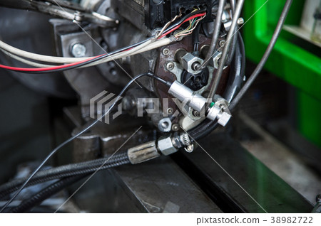 close-up high pressure diesel fuel pump test bench 38982722