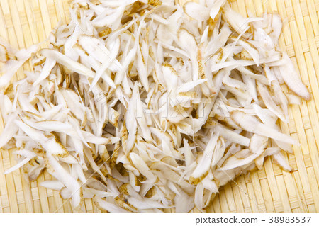 Burdock's scribbling 38983537