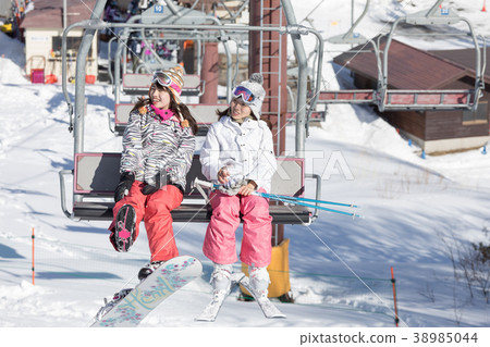 Ski Snowboard Lift 38985044