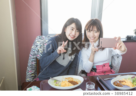 Ski resort lunch shooting 38985412