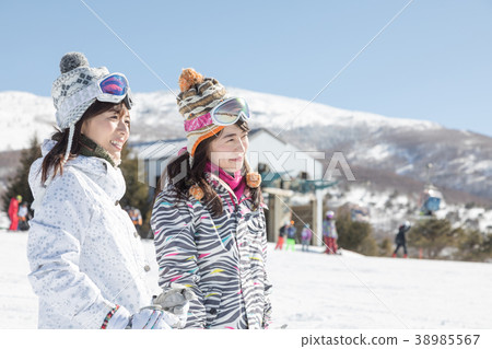 Ski Snowboard  38985567