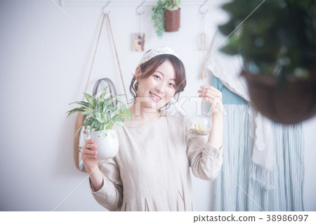 Lifestyle morning woman Lifestyle morning woman 38986097