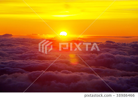 Above clouds 38986466