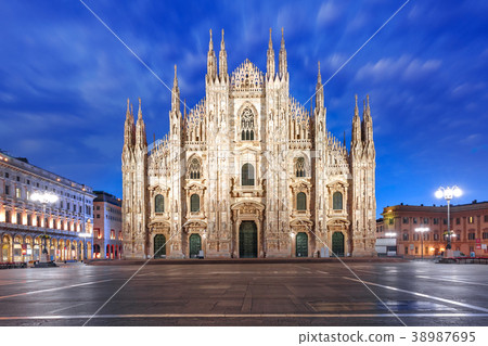 Milan Cathedral on Piazza del Duomo, Milan, Italy 38987695